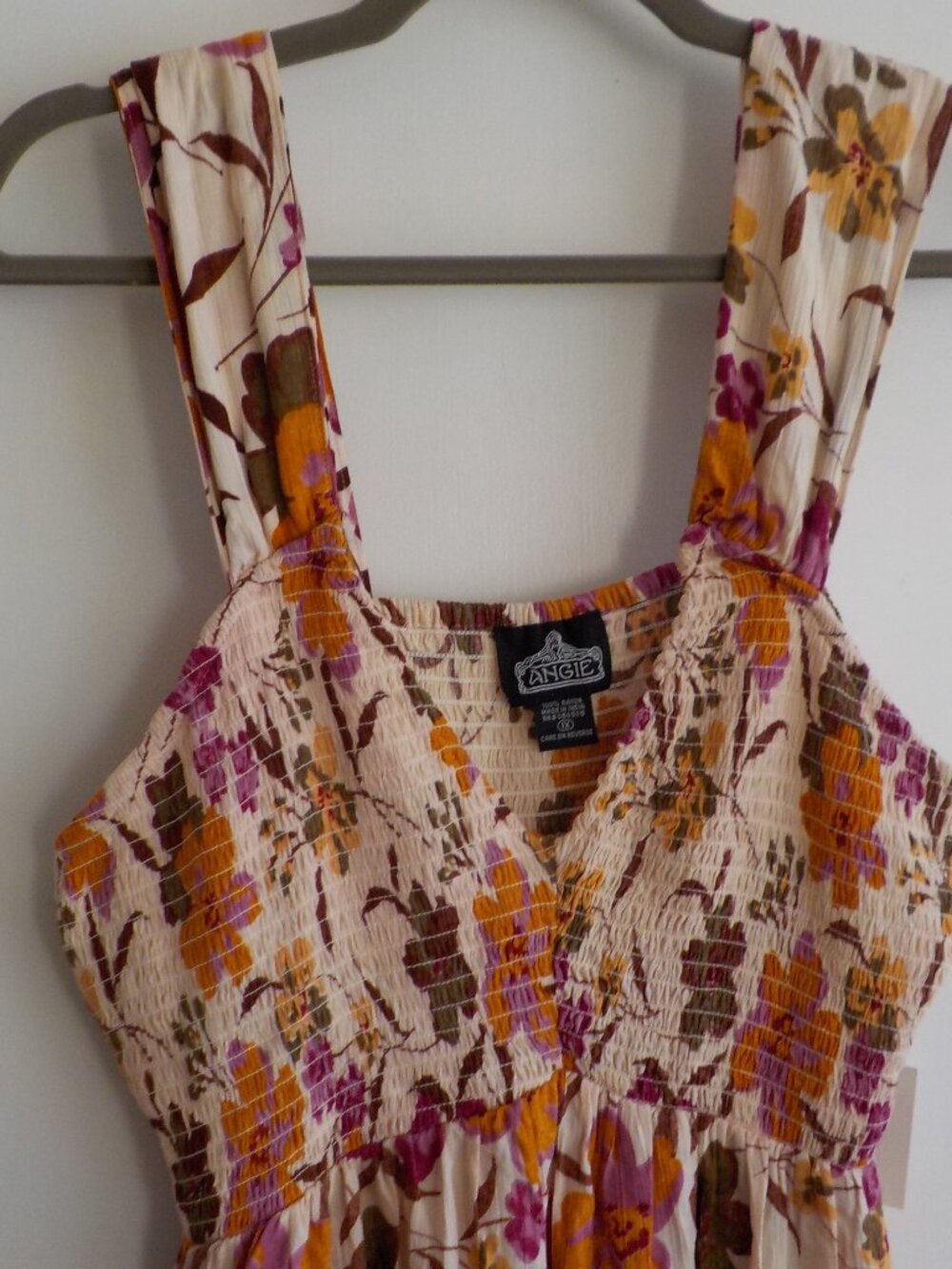 Angie Blouse - Size 1X - NWT - Floral Baby Doll Sleeveless Smocked Ruffle (2464)